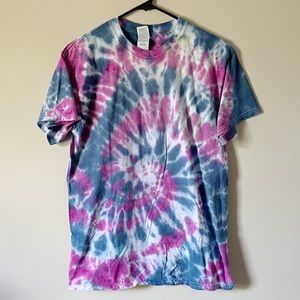 ♥️HOST PICK♥️M Handmade Tie Dye Swirl Tee Hippie